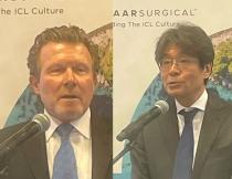 ◆米親会社のＪ・フランシス シニアヴァイスプラジデント（左）と日本法人の中田博之代表取締役